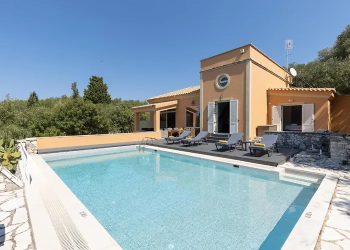Villa Apanemia By *